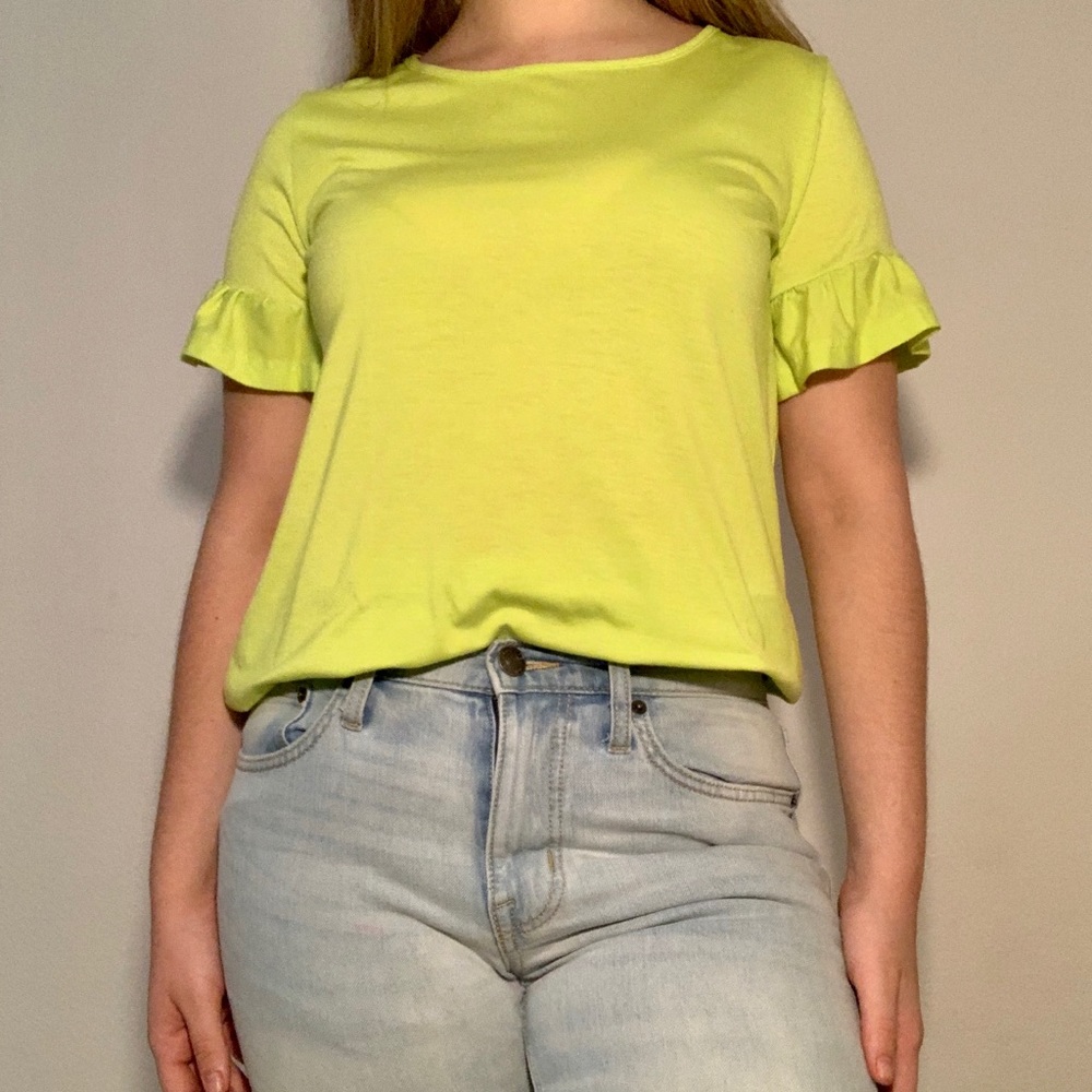 Cute neon green top